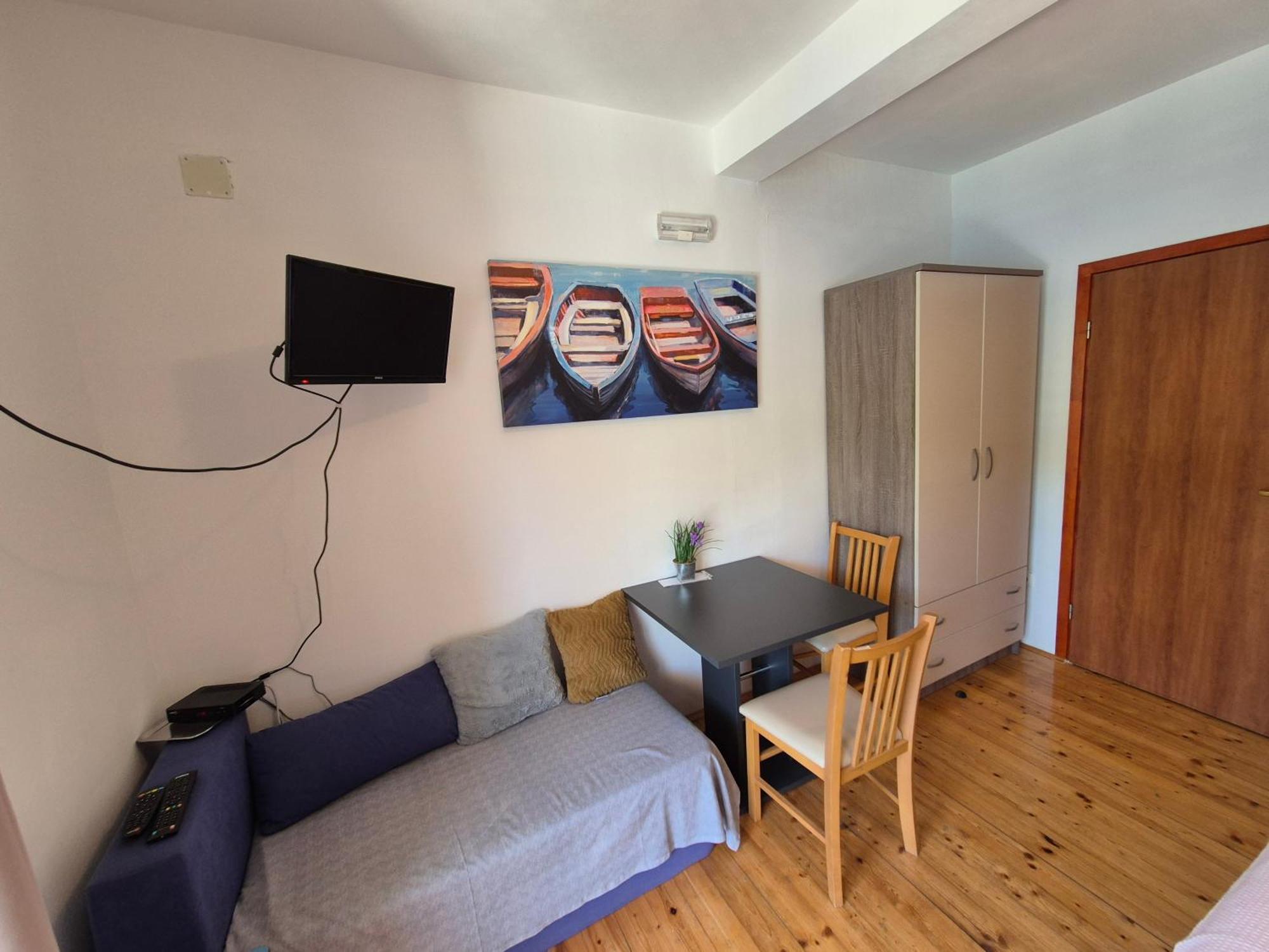 Apartments Lampalo Okuklje Екстер'єр фото